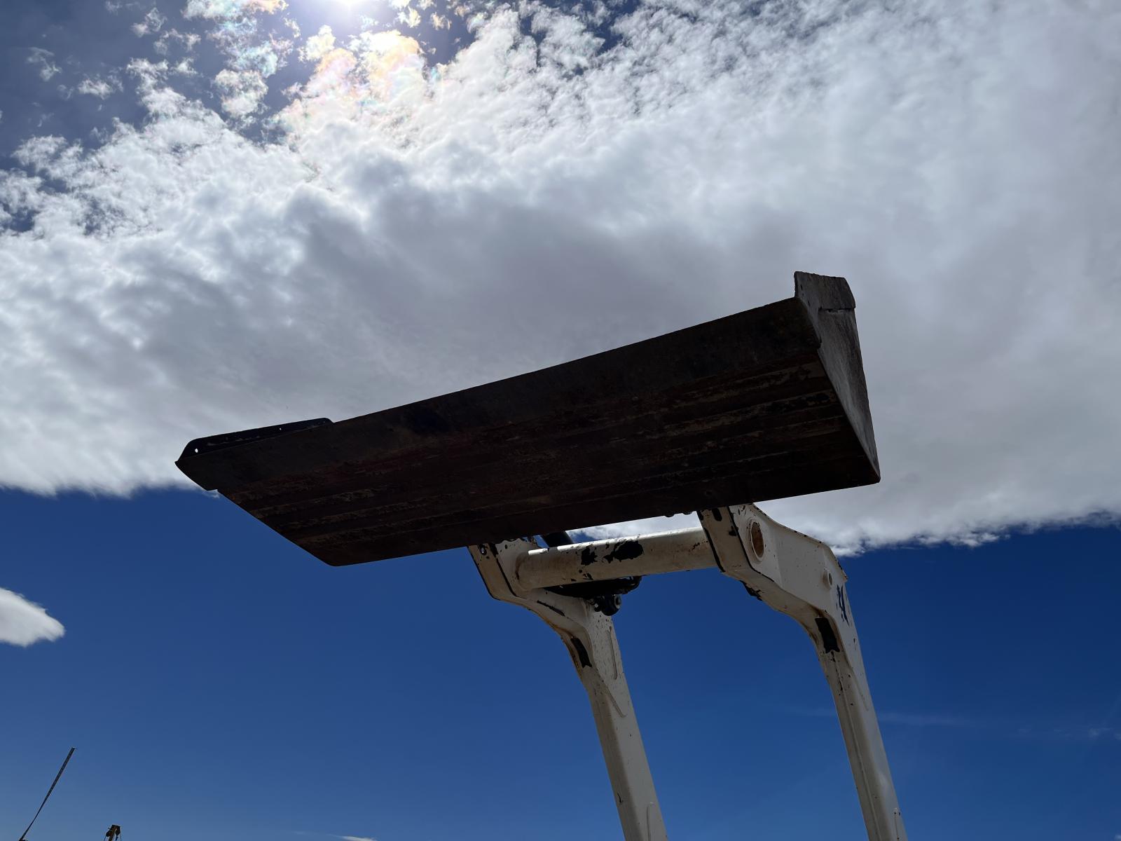 ./imagenes/INVOICE/2019/17258/MINICARGADOR BOBCAT S300 (15).JPG